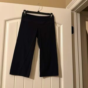 Lululemon Black Cropped Legging S